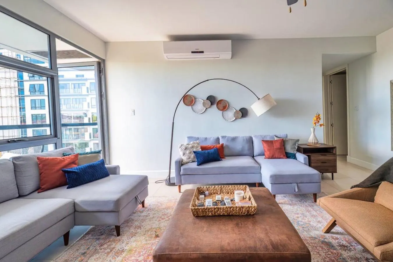 Apartamento Parkhurst 408 With King Bed And Pool Kingston